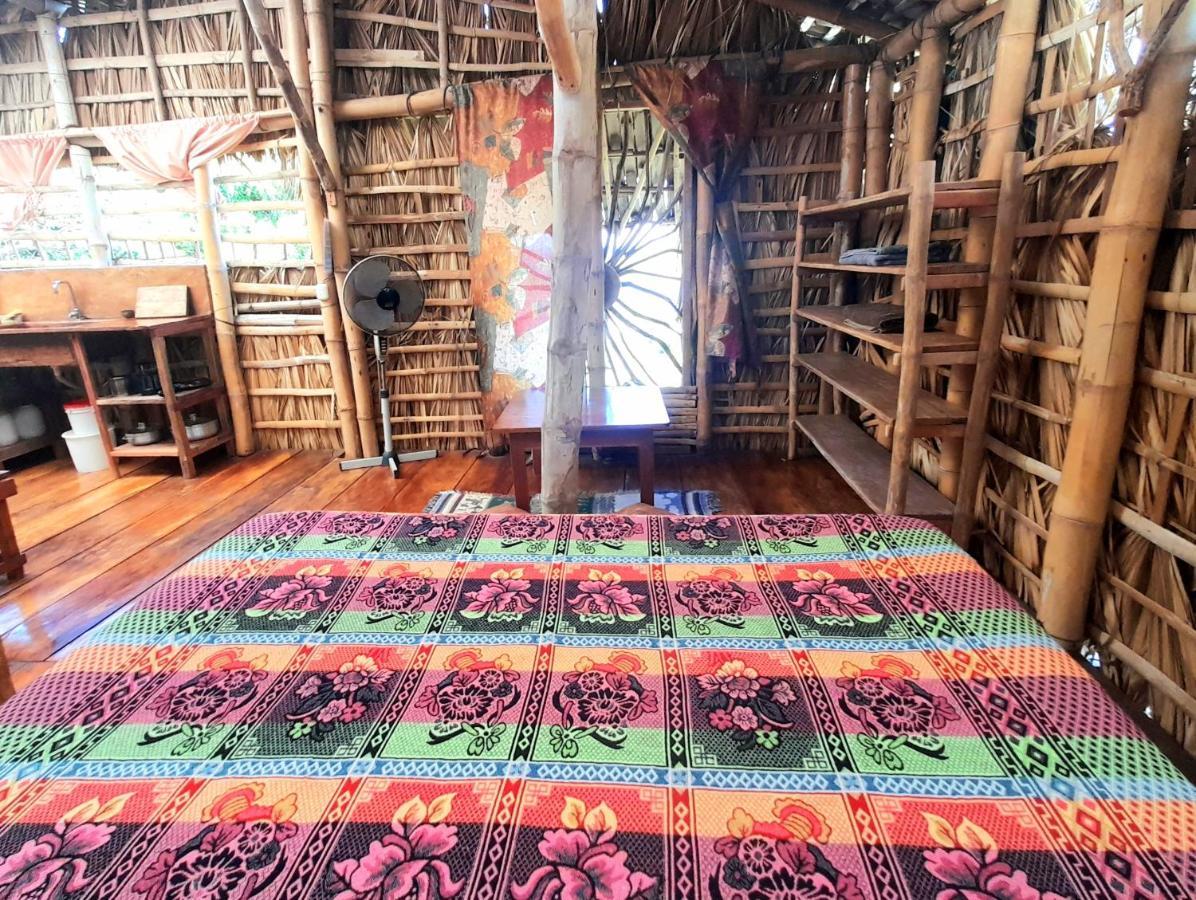 El Bamboo Cabins Balgue エクステリア 写真